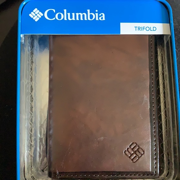 New Colombia Leather Slim Trifold Wallet New in box - Picture 2 of 5